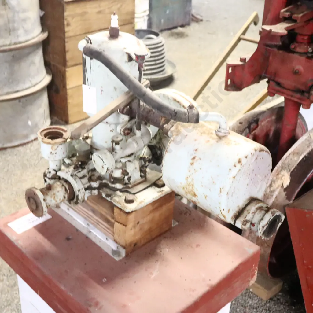 Chapman Cub Stationary Engine, Australia Image 1++