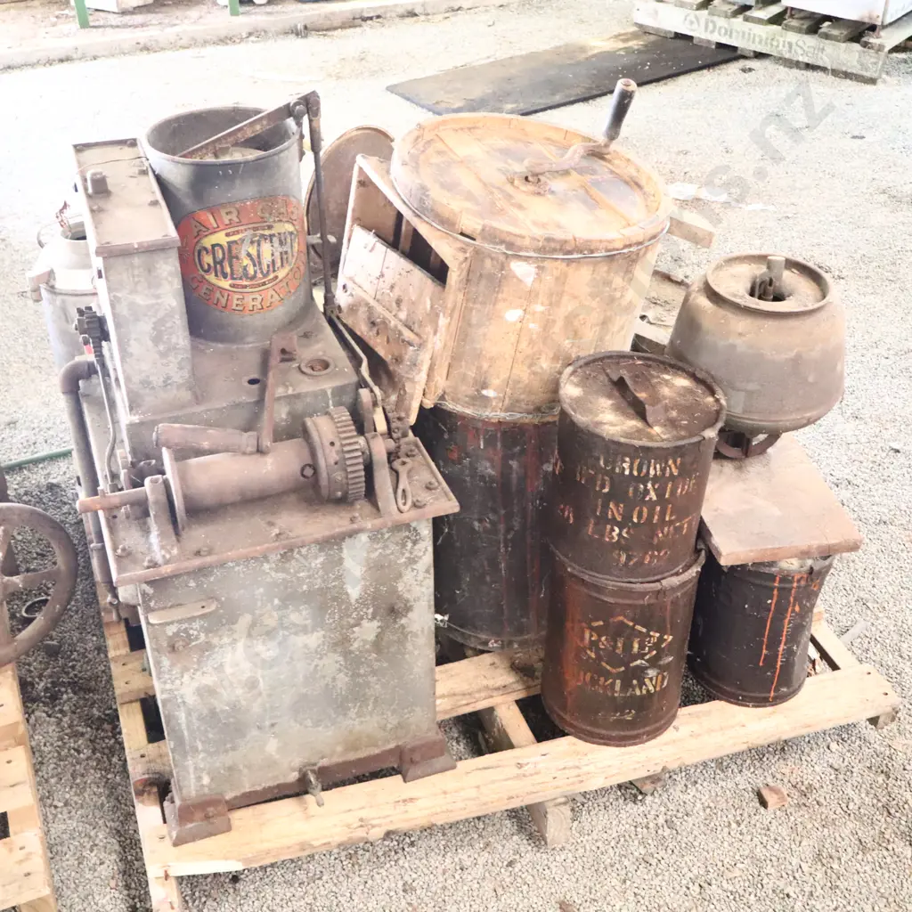Pallet Air Gas Generator, Old Tins, Entinquishers And Seperators Image 1++
