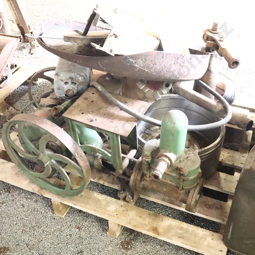 Pallet Train Jack, LARGE Piston Ring, Pumps, Fire Reel Ect. Image 1++