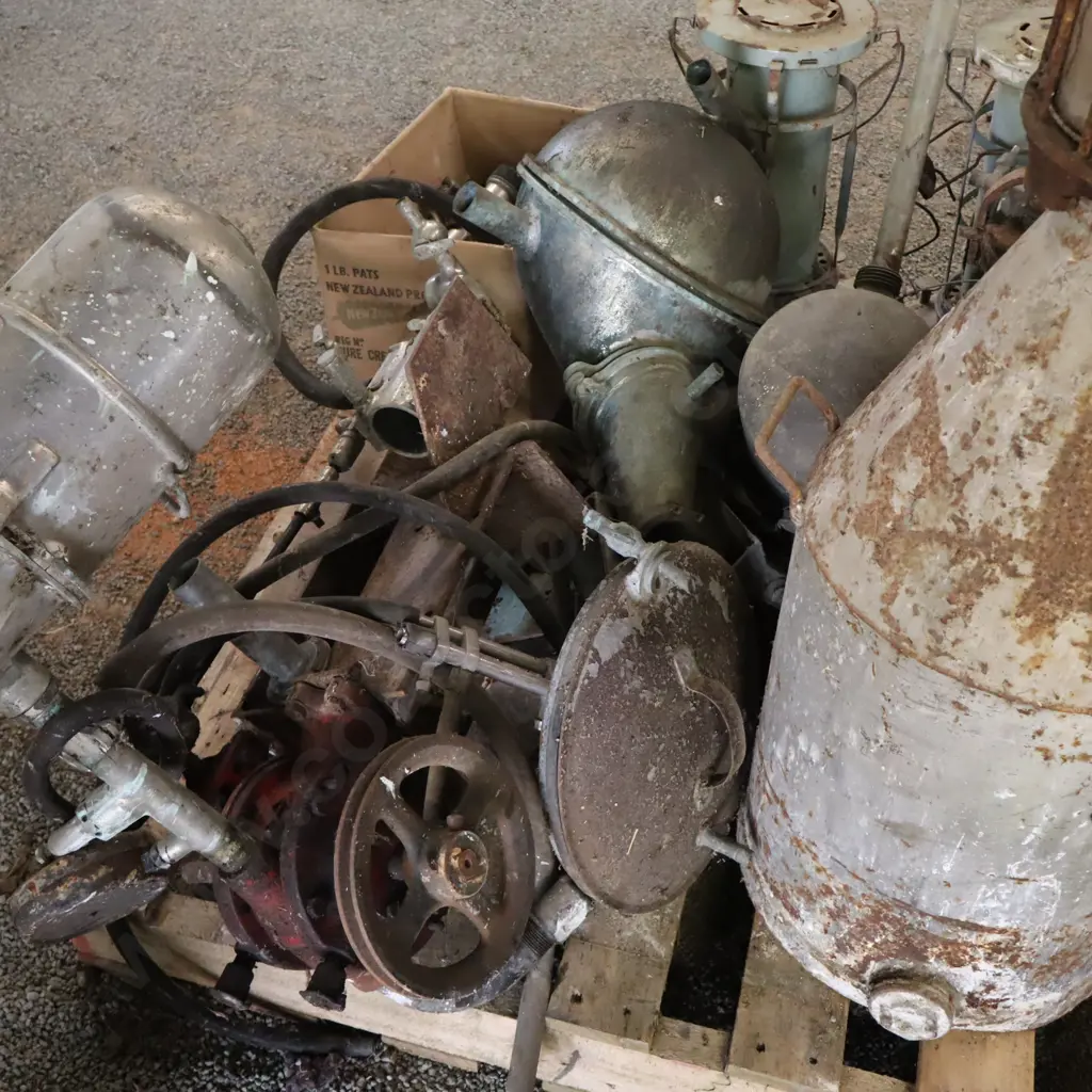 Pallet, Milking Bits, Acetelyne Tank Ect. Image 1++