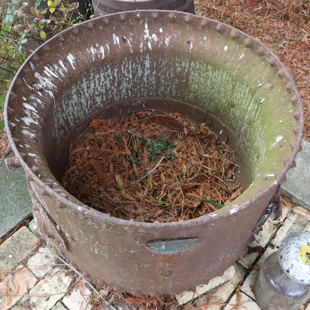 A Pair Of Murray Iron Works, Iowa Cast Iron Boilers For Planters Image 1++