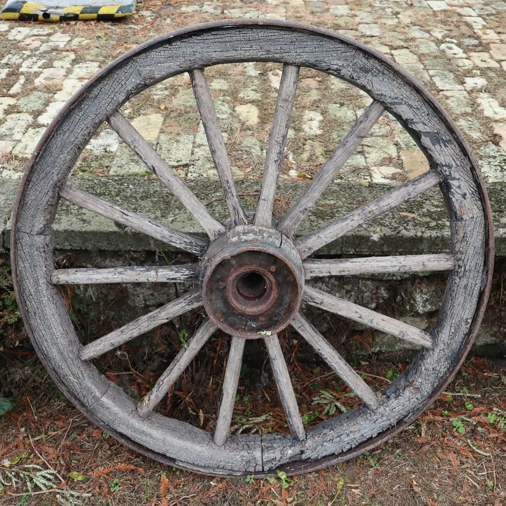 Pair Of Early Wooden Wagon Wheels Image 1++