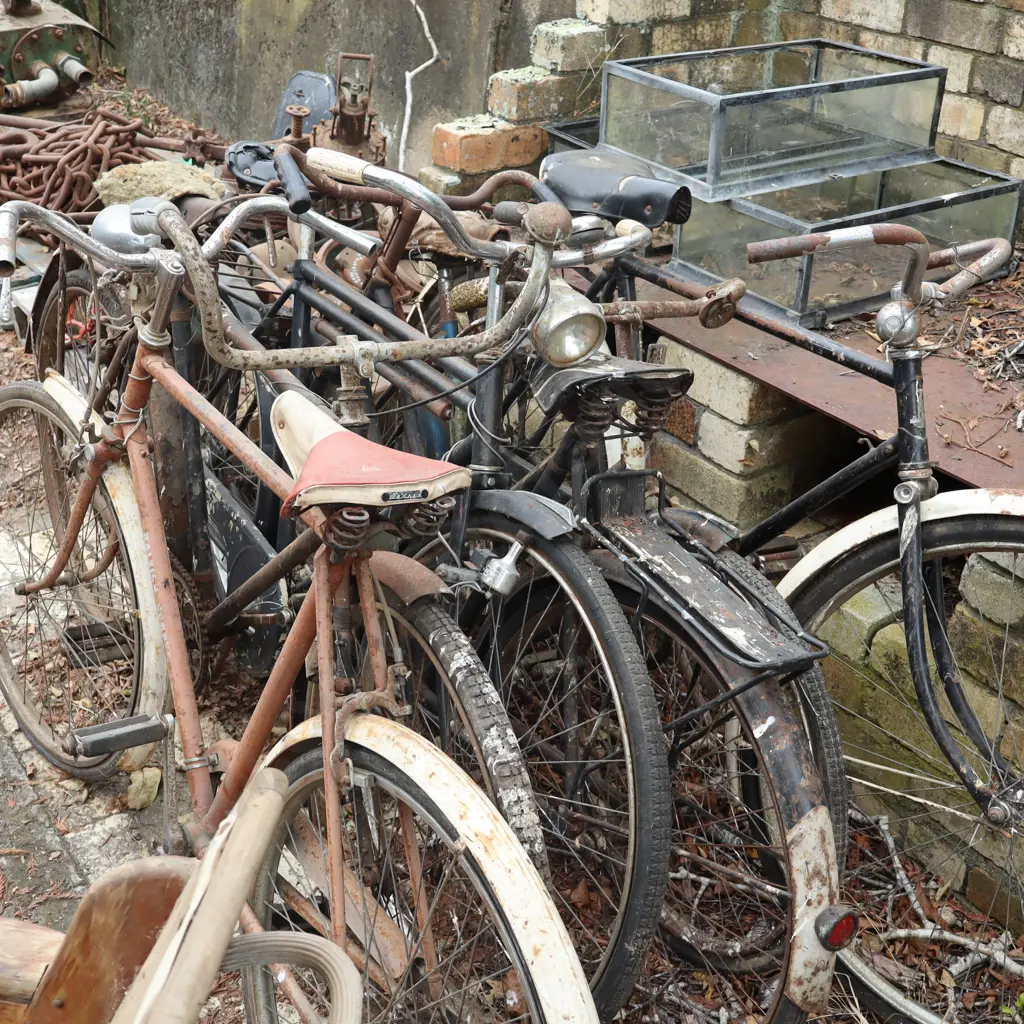 5 x Vintage Mens Bicycles, 1 x Vintage Ladies Bicycle, Wheel chairs x 2 and Pram Bottom. Image 1++