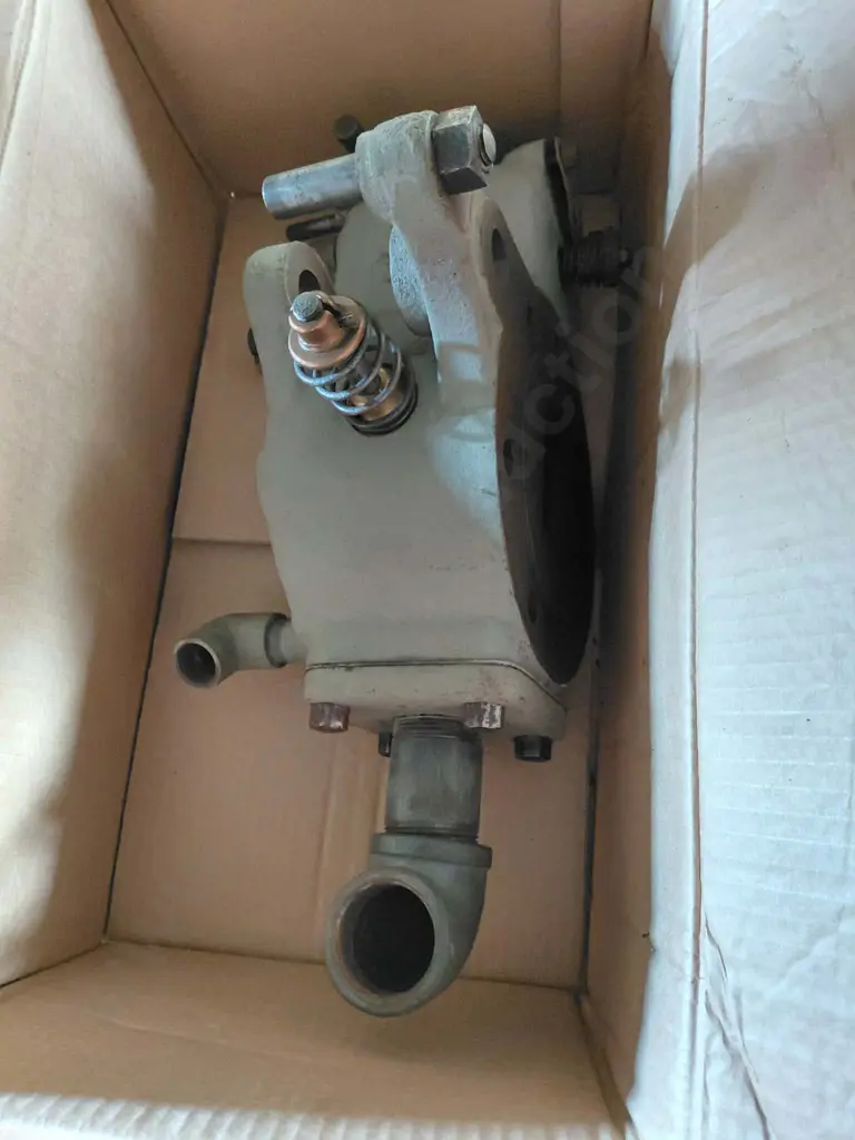 Cast Iron Union Winch, Motor And Parts Image 1++