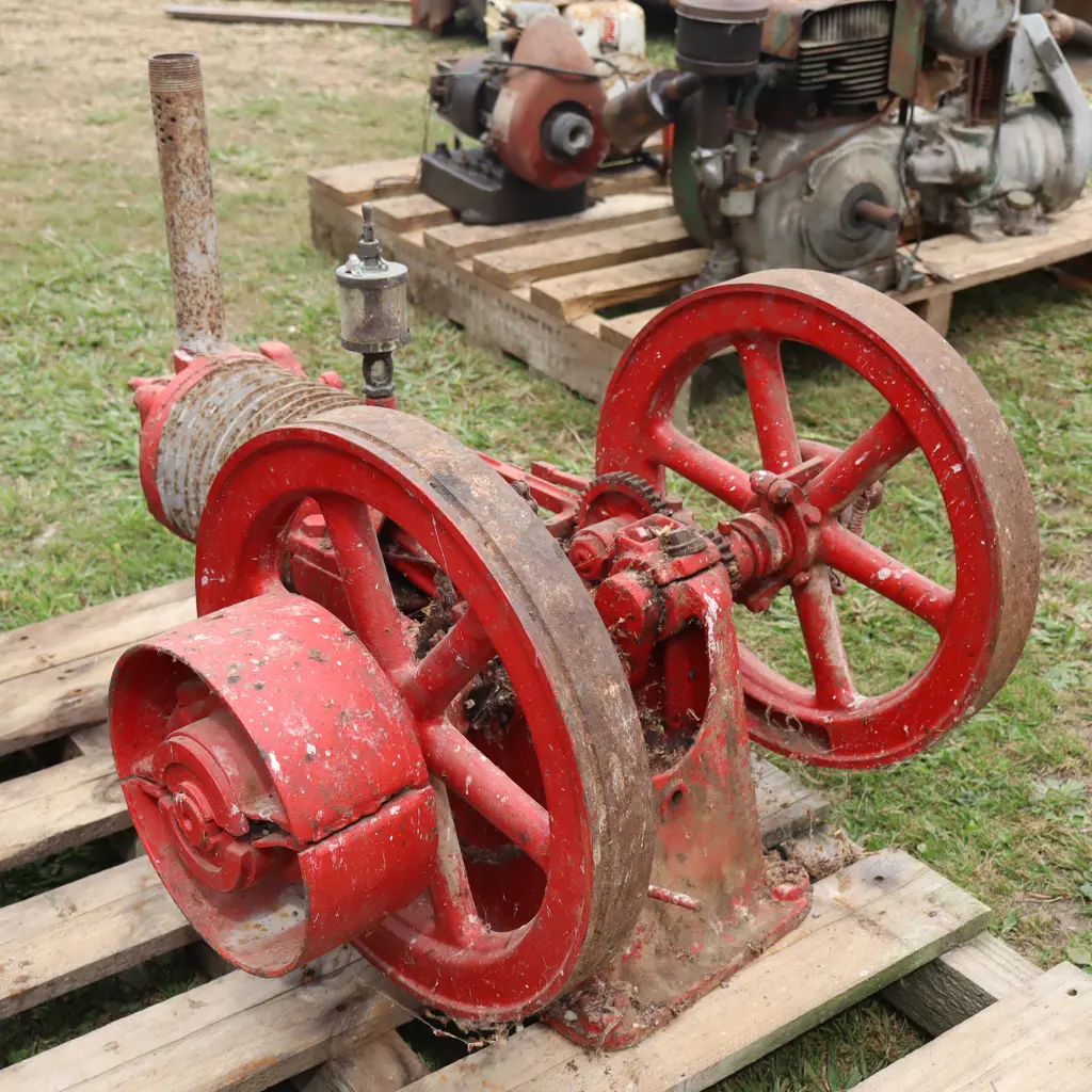 Rare Air Cooled Stationary Engine. 39cm Flywheels Image 1++