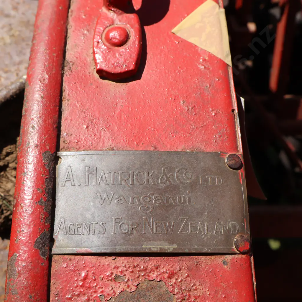 Avery Tractor Oldest Tractor In The Waikato Image 1++