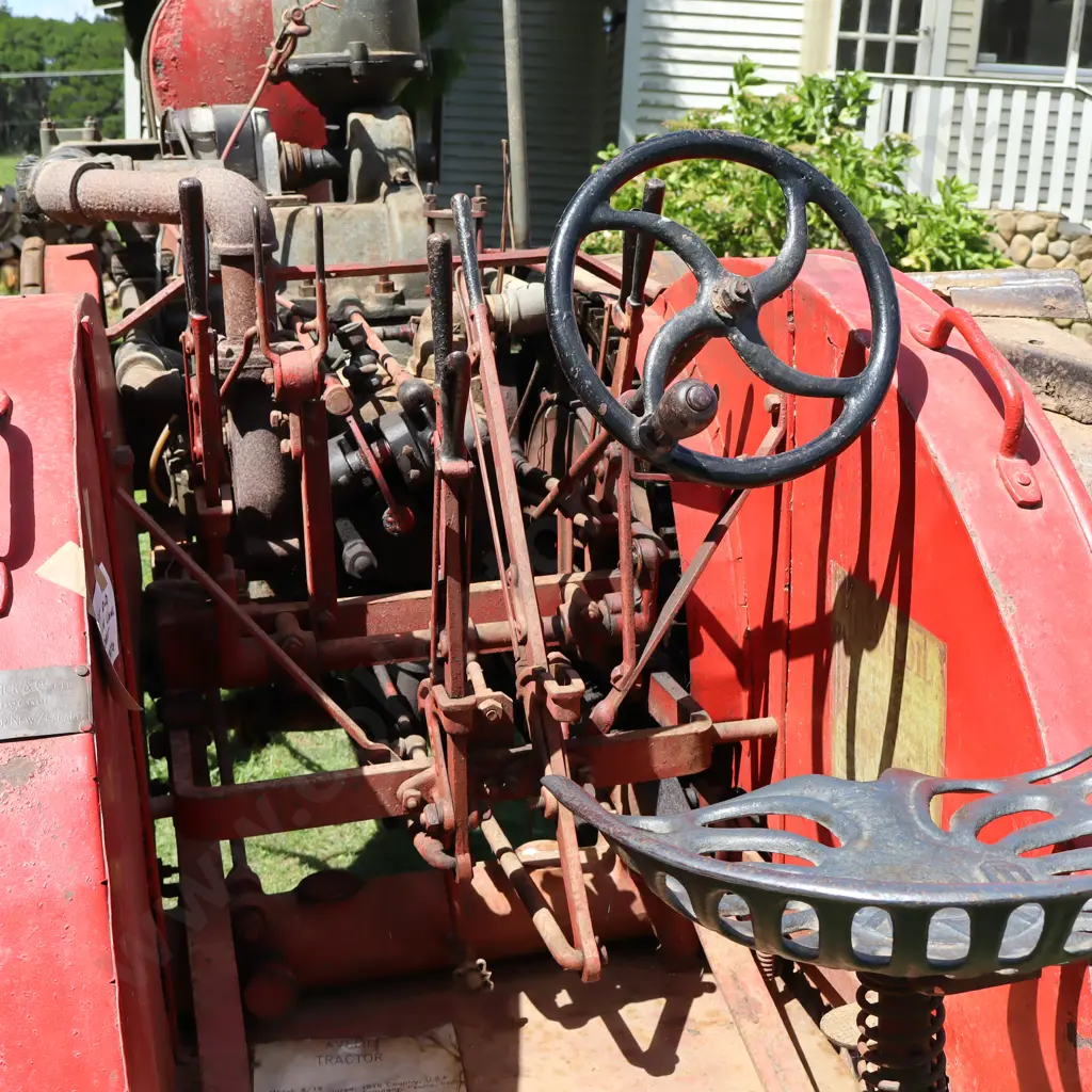 Avery Tractor Oldest Tractor In The Waikato Image 1++