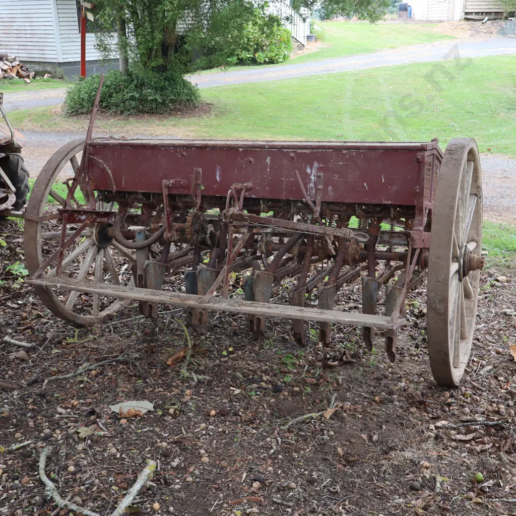 International Harvester Forse Feed Grain And Fertilizer Drill Image 1++