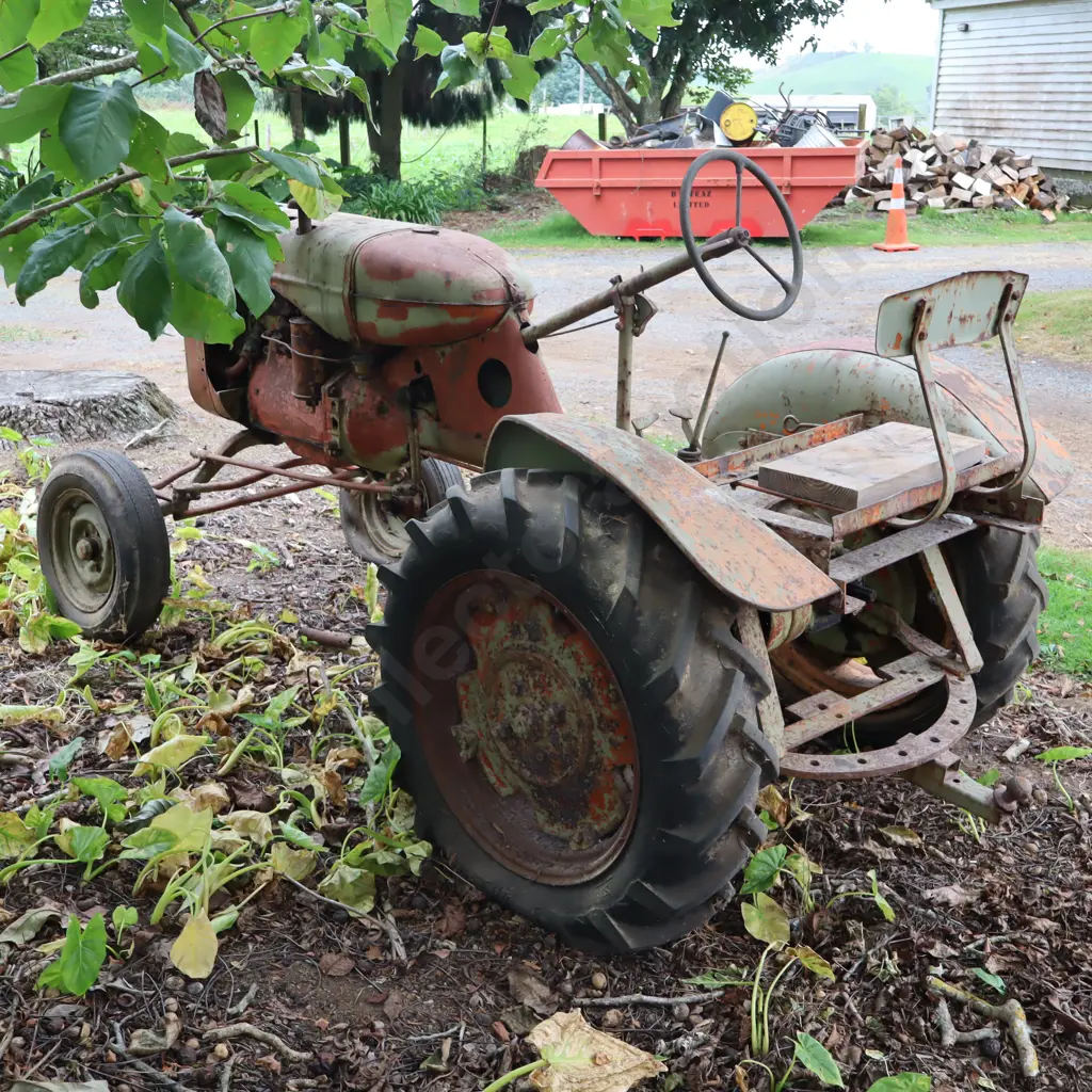 McCormick Farmall Tractor For Restoration Image 1++