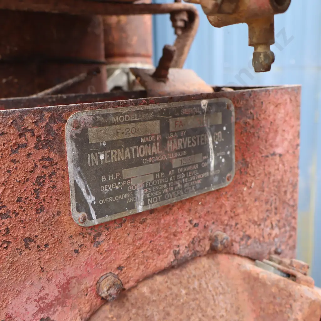 Early Farmall Tractor For Restoration Image 1++