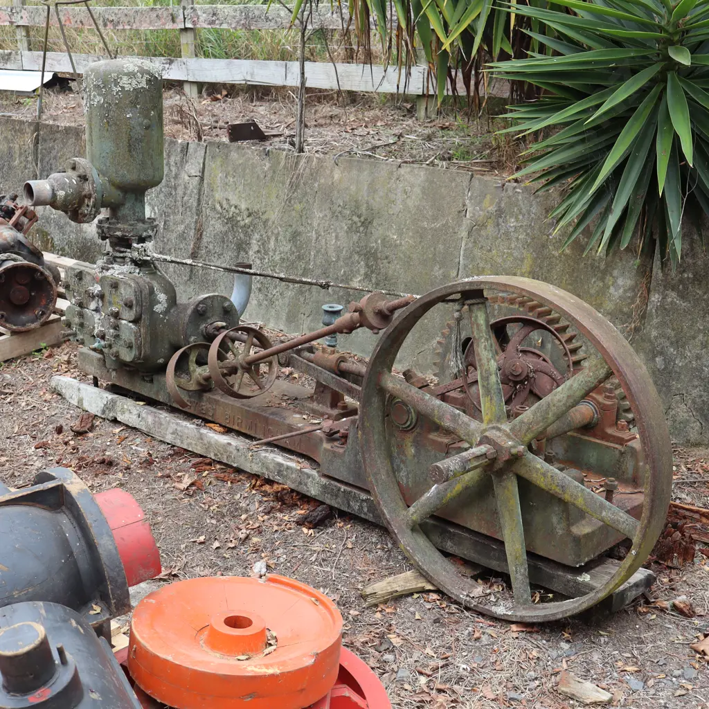 Tangye Steam Pump Image 1++
