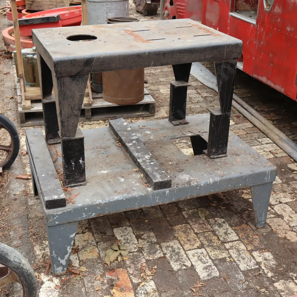 2 x Welding Tables Image 1++