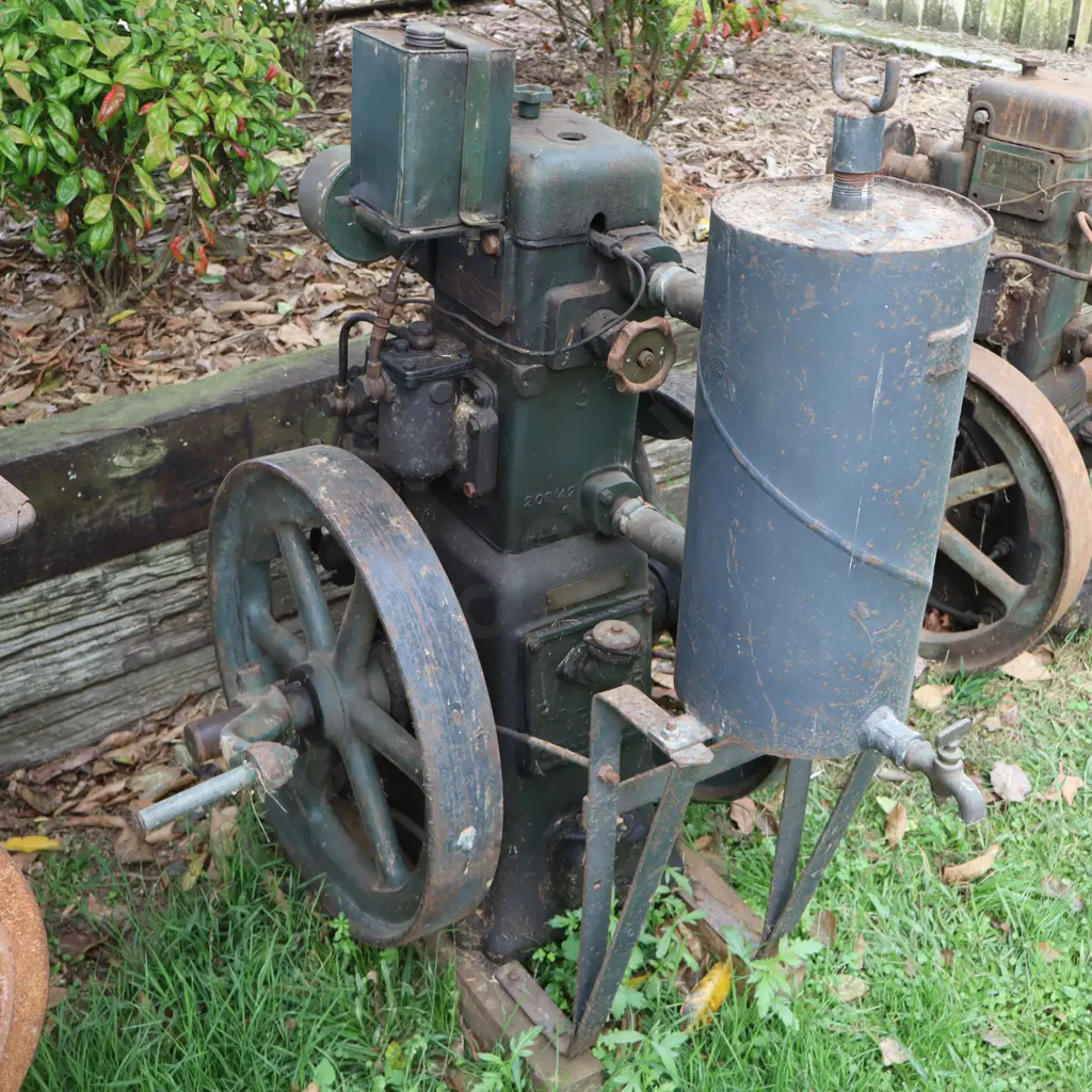 Lister Twin Flywheel Stationary Engine. 60cm Flywheels Image 1++
