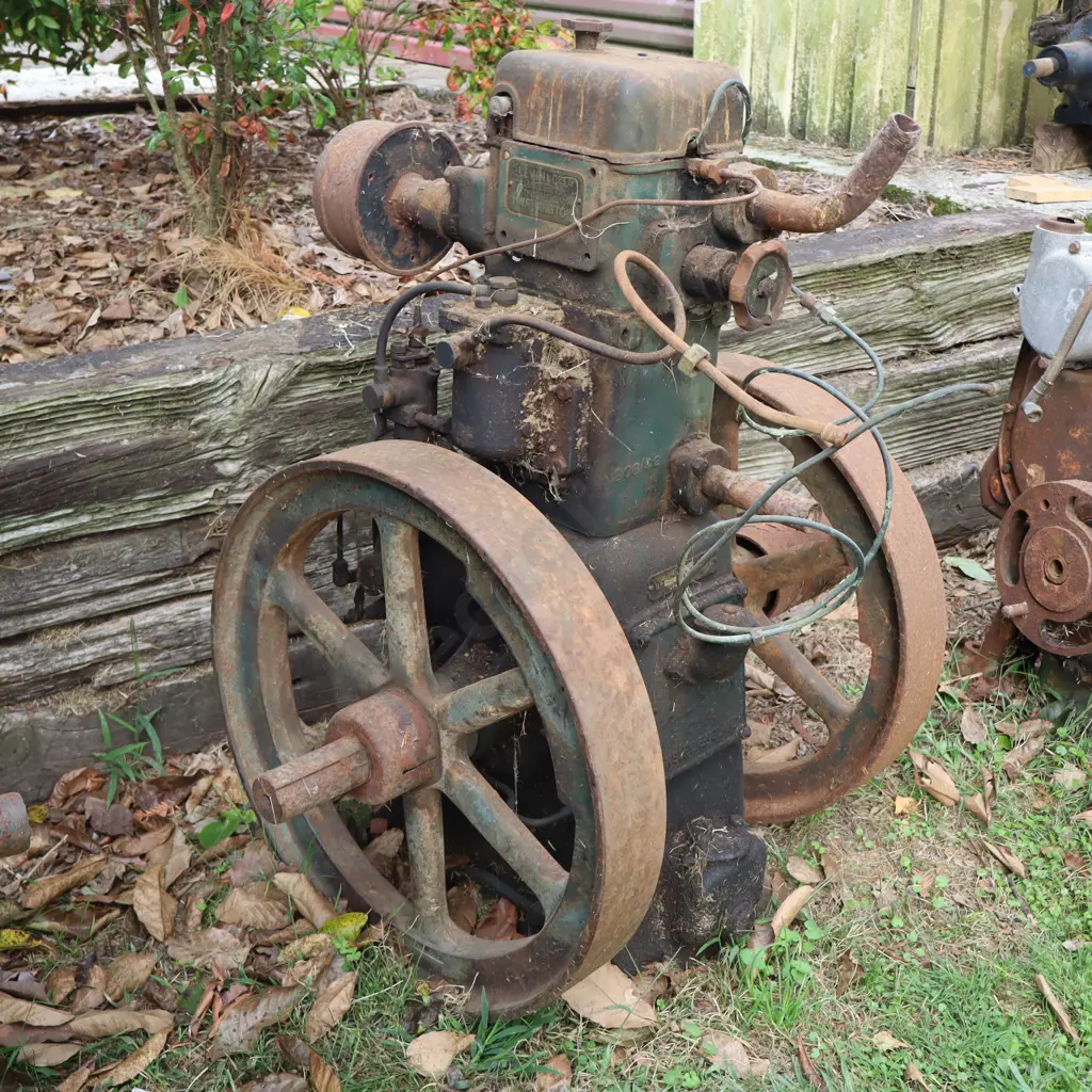 Lister Twin Flywheel Stationary Engine. 60cm Flywheels Image 1++