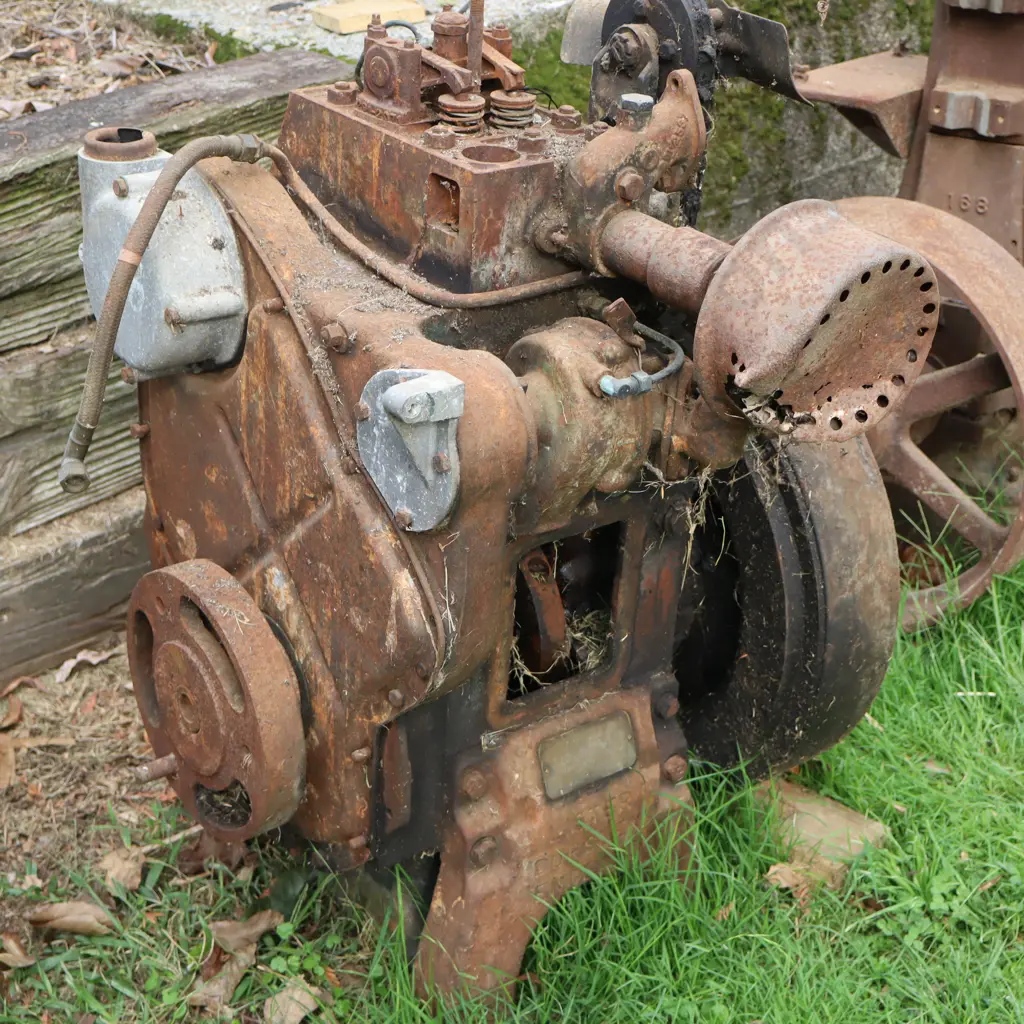 Lister Flywheel Stationary Engine. 50cm Flywheel Image 1++