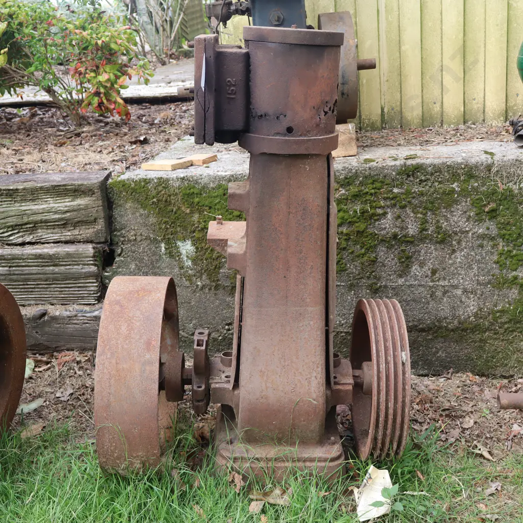 Verticle Engine/Steam? Image 1++