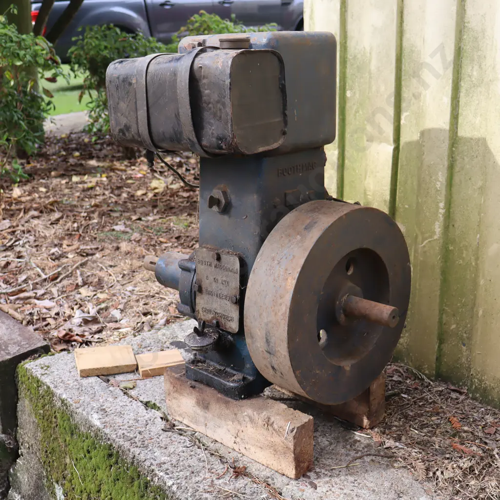 Booth MacDonald Stationary Engine. 35cm Flywheel. Image 1++