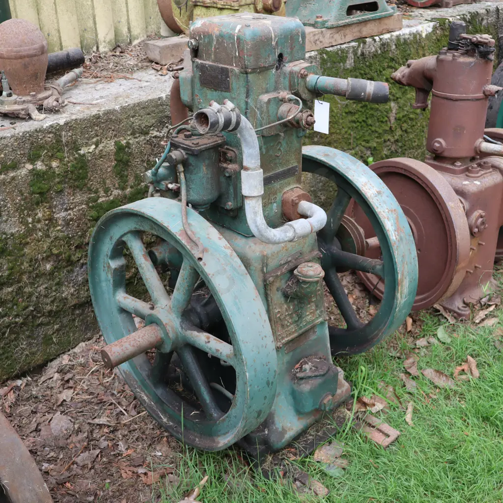 Lister Twin Flywheel Stationary Engine. 60cm Flywheels Image 1++