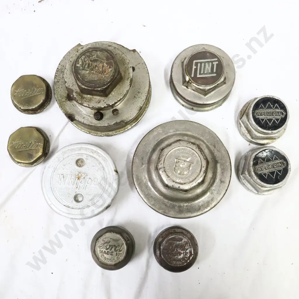 Hubcaps Brass And Metal. Various Brands Ford, Flint, Whippet Ect Image 1++