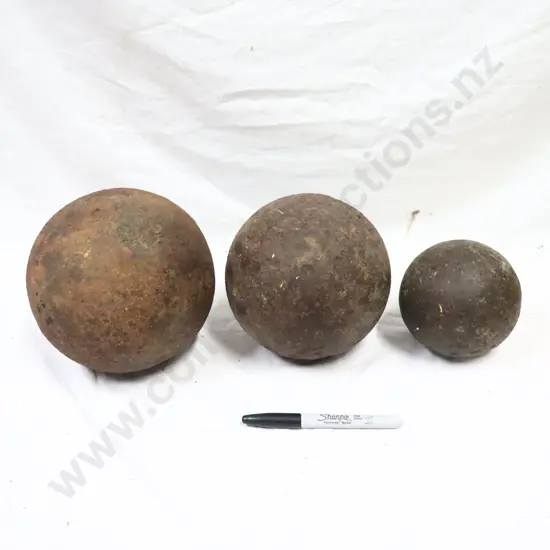 3 x Cannon Balls
